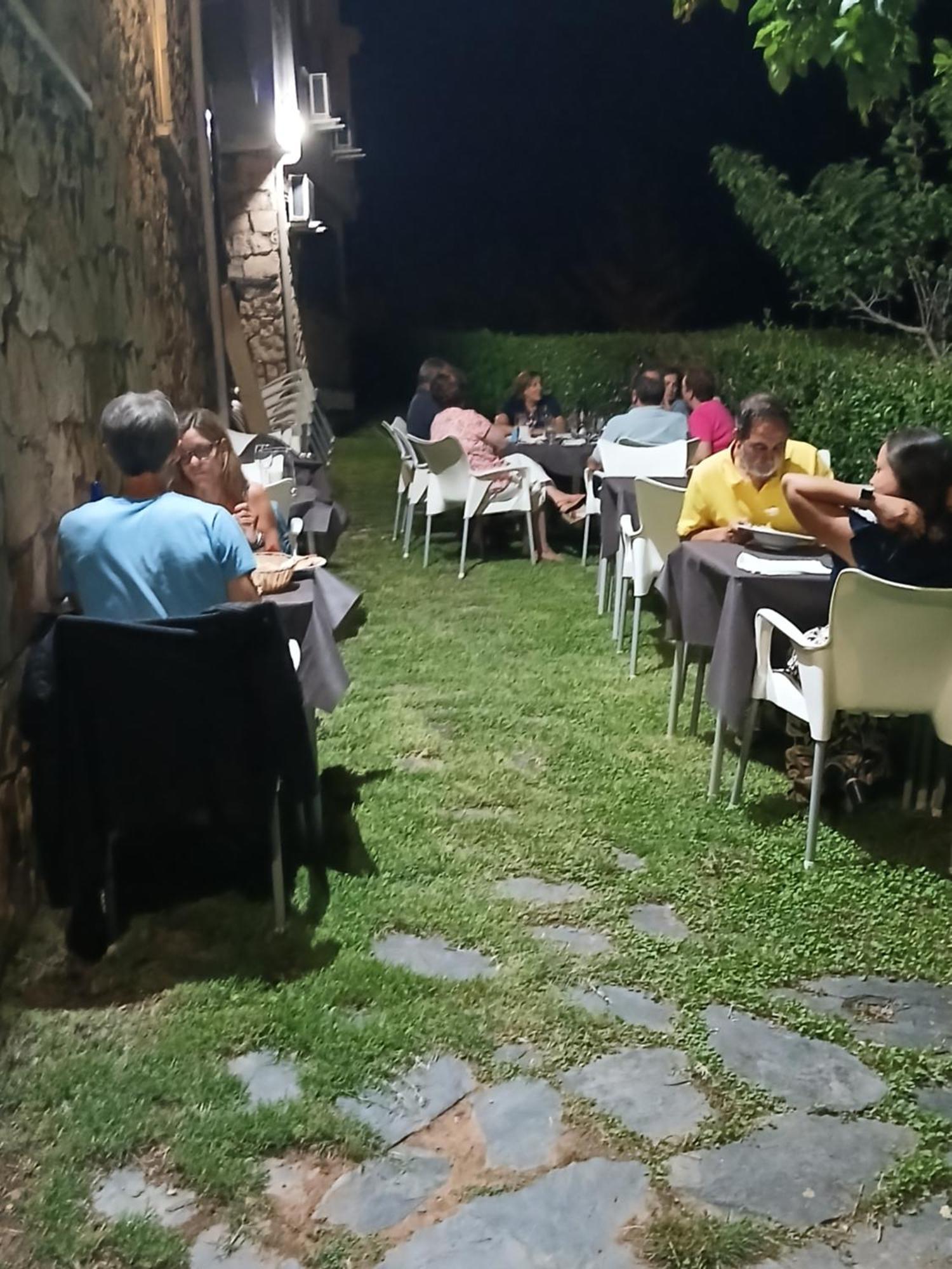 Hospedium Hostal Restaurante El Mirador De Atienza Dış mekan fotoğraf
