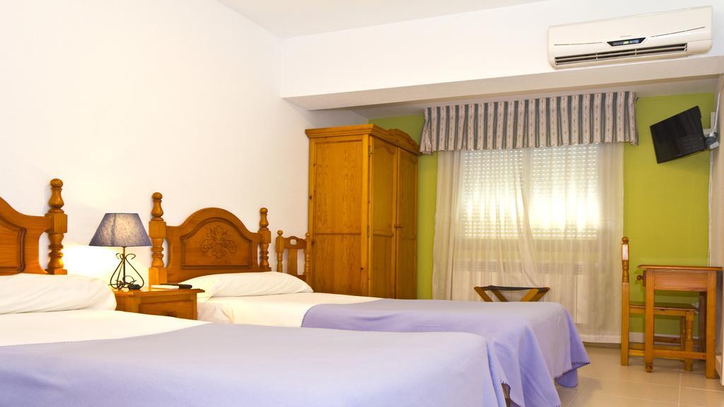 Hospedium Hostal Restaurante El Mirador De Atienza Dış mekan fotoğraf